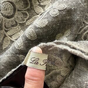 La Fiorentina Beige Floral Scarf